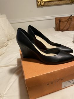 Black Heels 81/2