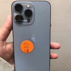 iPhone 13 Pro 256gb unlocked sold with store warranty 