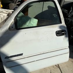 2000-2002 Tahoe LT Driver Side Doors