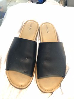 Sz10 sandals