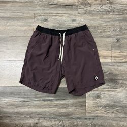 Vuori Kore 7.5” Shorts Large 