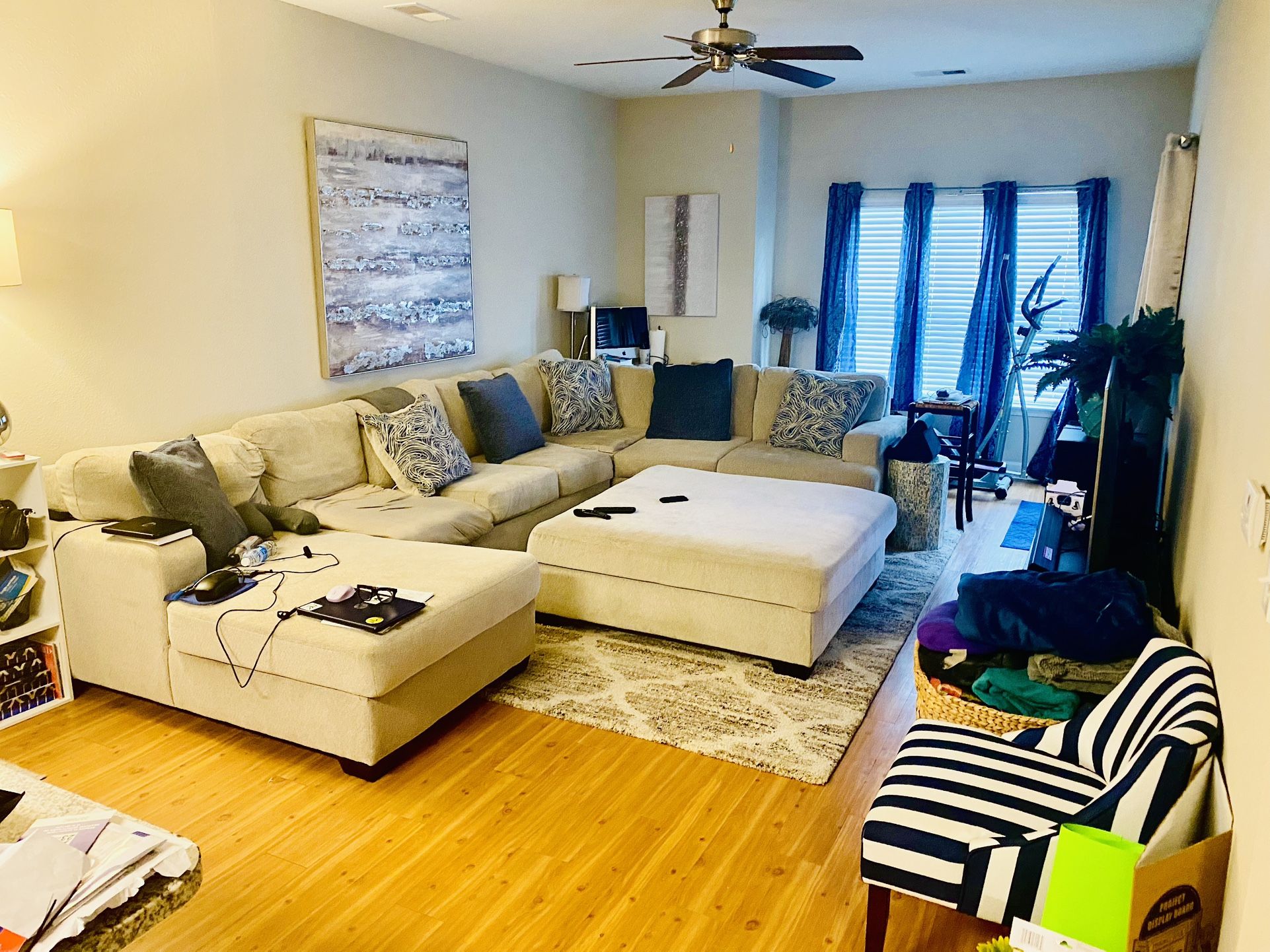 MOVING!Sectional~Selling Quickly! Spacious Seating. If You Like Your Space & Being Close At The Same Time! 