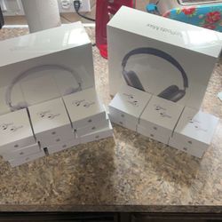 Airpod maxes!!