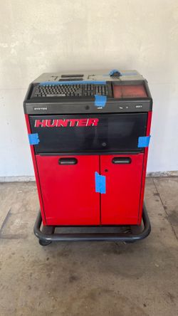 Hunter alignment system computer cabinet part number R811