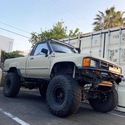 1985 Toyota pickup 
