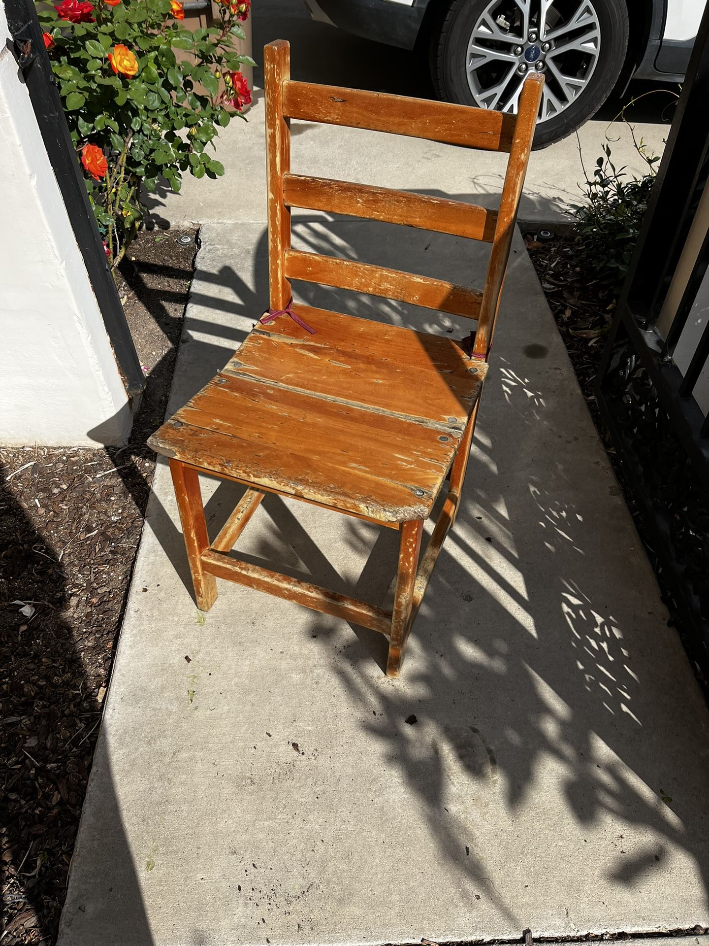 FREE CHAIR