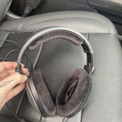 Plug In Sennheiser Headphones