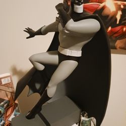 Batman Statue