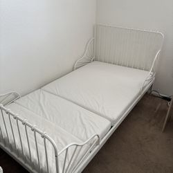 Metal Frame Toddler Bed