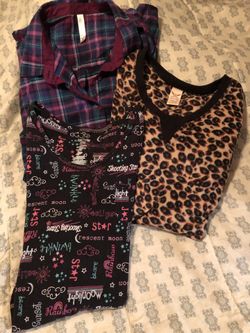 Ladies sleepwear