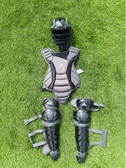 Adidas Catchers combo set gear Full Set Small & Medium: 6-1/4’’ – 7’’