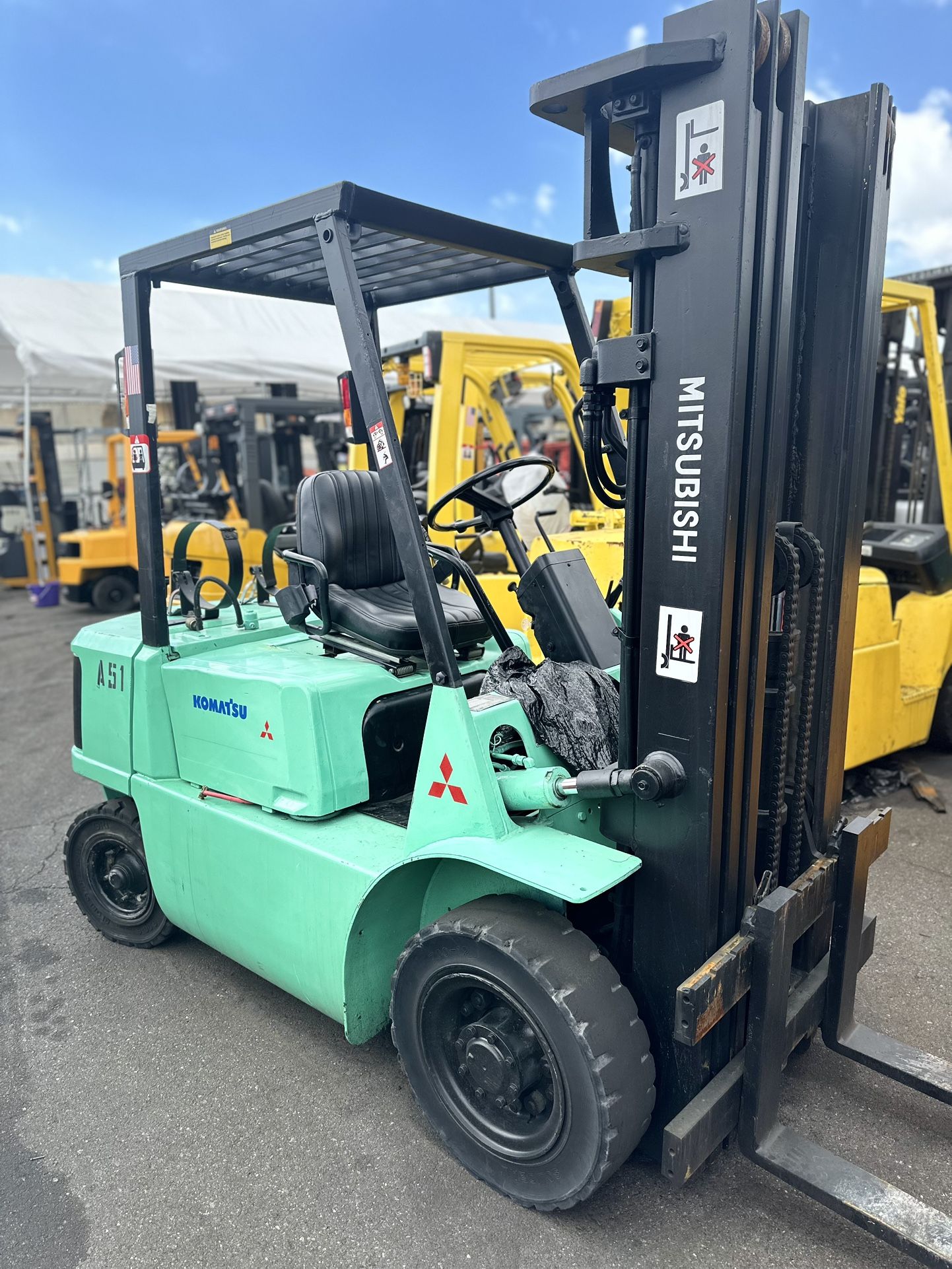 Forklift Mitsubishi 5500 Lb Outside Tires 