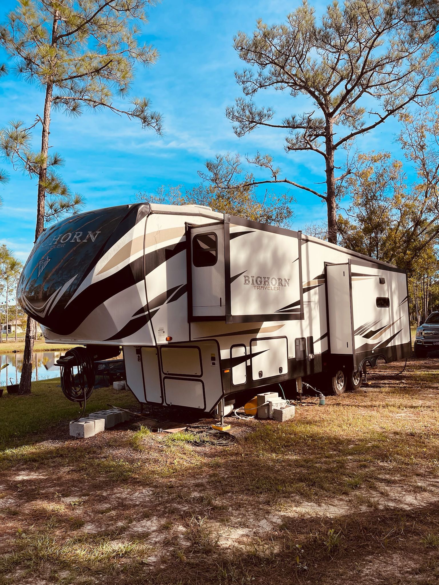 RV BIG OPPORTUNITY!!