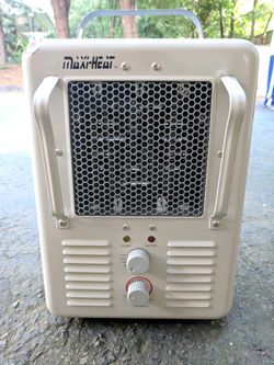 Maxi-heat electric space heater up to 1500watts for Sale in Weaverville, NC  - OfferUp
