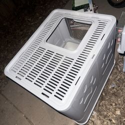 Closed Litter Box