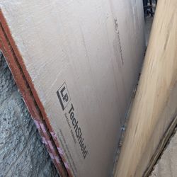 $15 Each Radiant Barrier Roof Sheathing Panel