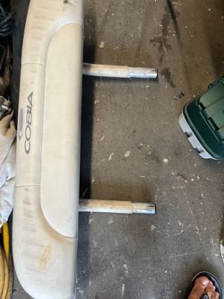 Leaning post back rest