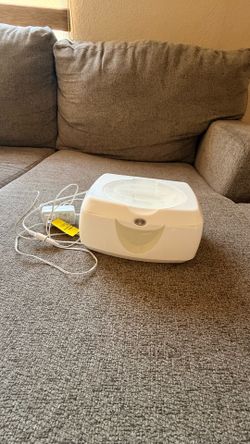 Wipe warmer
