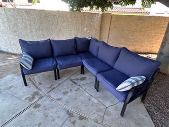 5-Piece Outdoor Patio Sectional Sofa Set w/ Navy Cushions – Modular