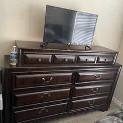 bedroom set For Sale 