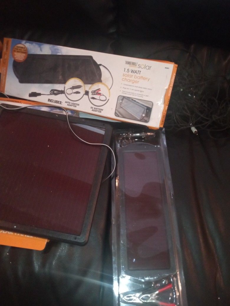 Solar panel kit and solar battery charger $30 for both with extra Accessories Pharr Texas
