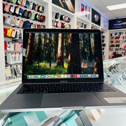 MacBook Pro 2019 512GB 16Ram i7