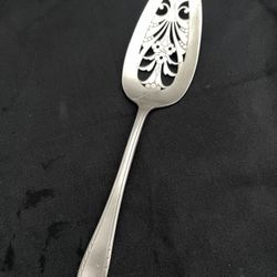 Holmes & Edwards First Lady Pie Server 10 1/2" Pierced Blade Art Deco 1933