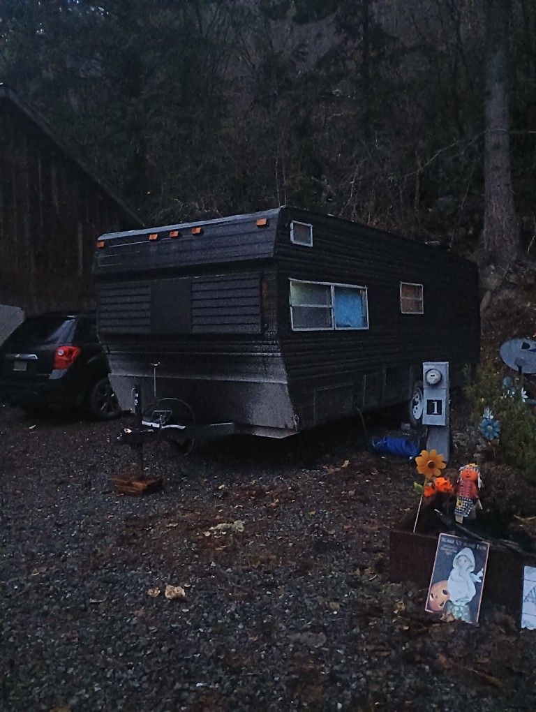 1975 Heartland Prowler