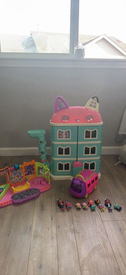 Gabby's Dollhouse Purrfect Dollhouse Playset Bus Figures Bundle
