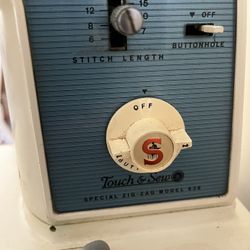 Singer Special Zig-Zag 638 Sewing Machine