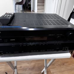 Onkyo TX-SR606 7.1-Channel Home Theater Receiver – With Remote