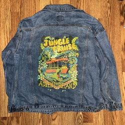 Disneyland jungle cruise denim jacket size large women’s Disney. 