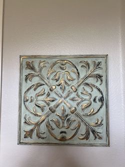 Decor Antique Looking