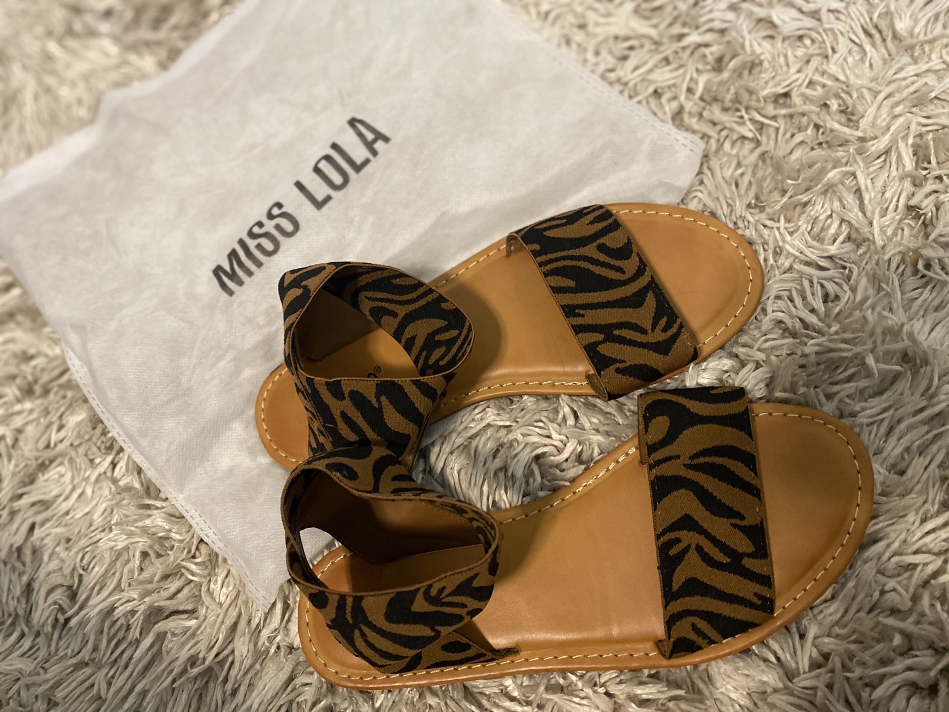 sandal tiger