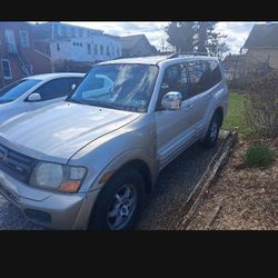 Mitsubishi Montero 2001 
