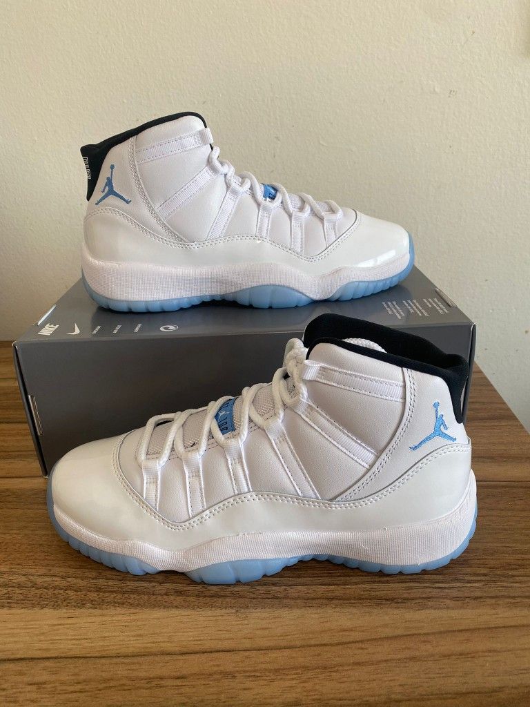 Jordan 11 Retro Legend Blue