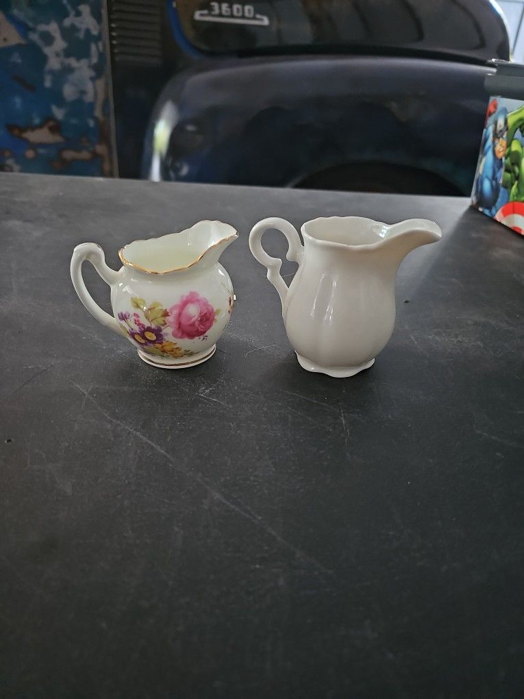 Small Pitchers