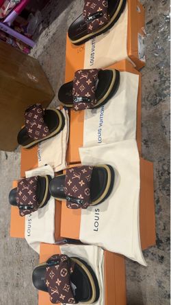 LV Sandals-/Slides
