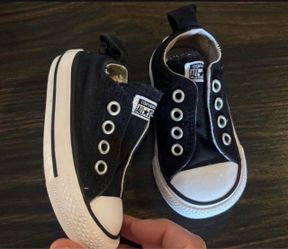 Toddlers converse size 4C