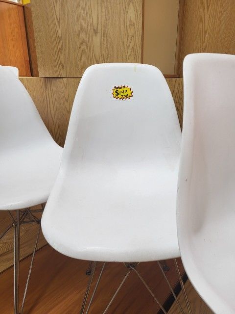 SET OF 7 CHAIRS, WELL DESIGN AWESOME FOR BUSINESS OR HOME (HOME11)