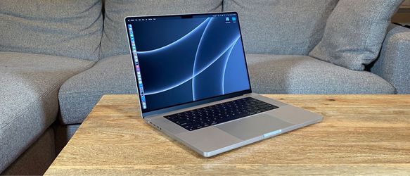 Apple (M1 Pro Chip) MacBook Pro 16inch