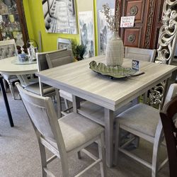 5 Pc Counter Height Dining Set ( Table W 4 Chairs) By