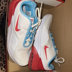 Nikes 