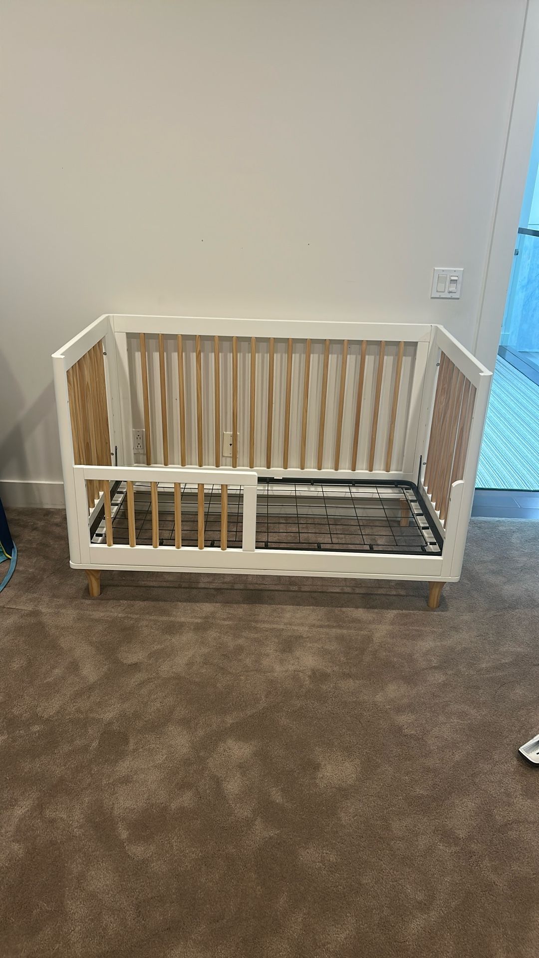 Babyletto Lolly 3-in-1 Convertible Crib