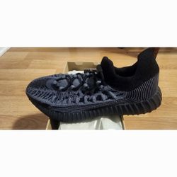 YEEZY V2 CMPCT Size 12