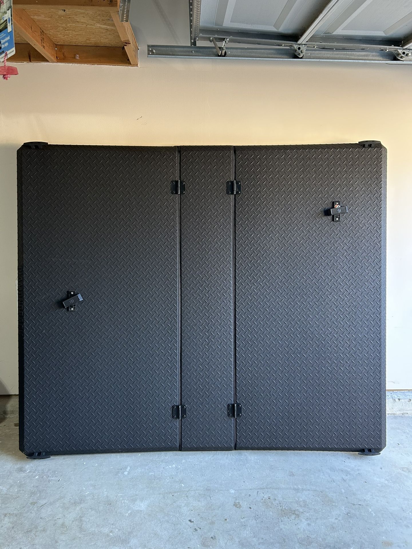 Truck Bed Hard Cover