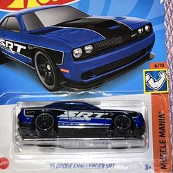 ‘15 Dodge Challenger SRT HW