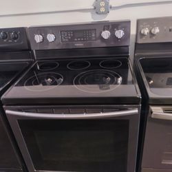 Stove Eléctric Nice Condition Everything