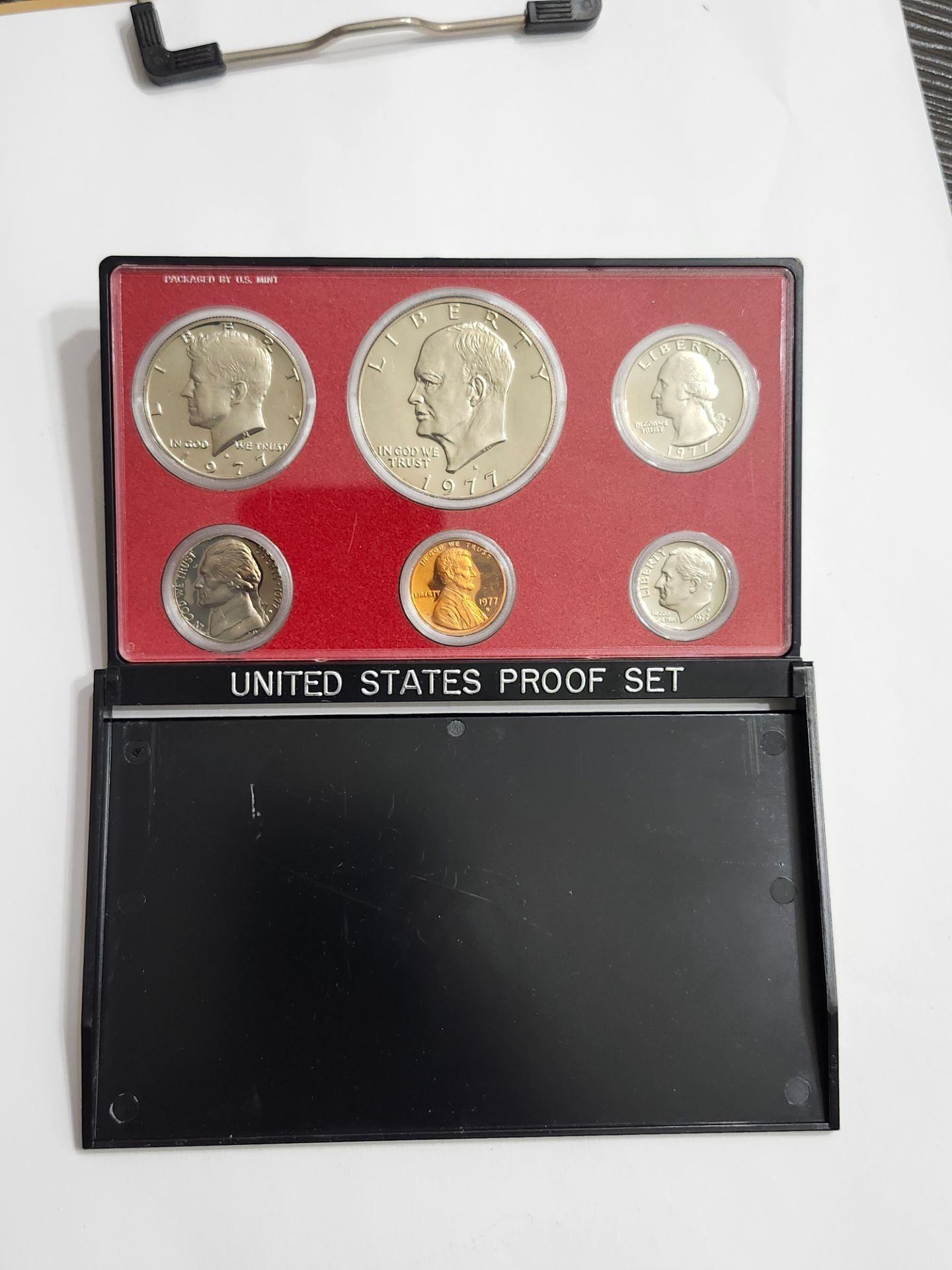 1977 U.S Proof Coin Set