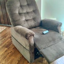 Comfortable Recliner 